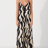Scooped Back Relaxed Fit Style Maxi Dress
