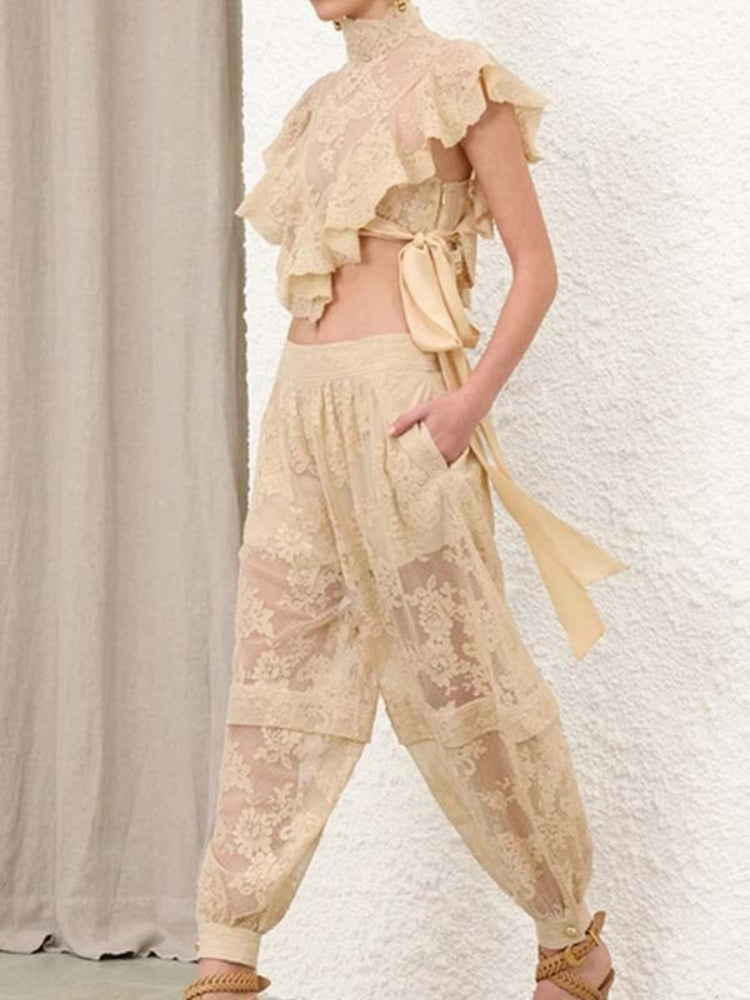 Lightness Streamer Lace Crop Top