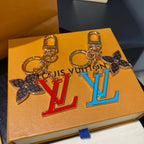 Fashionable keychains/hangings L-003