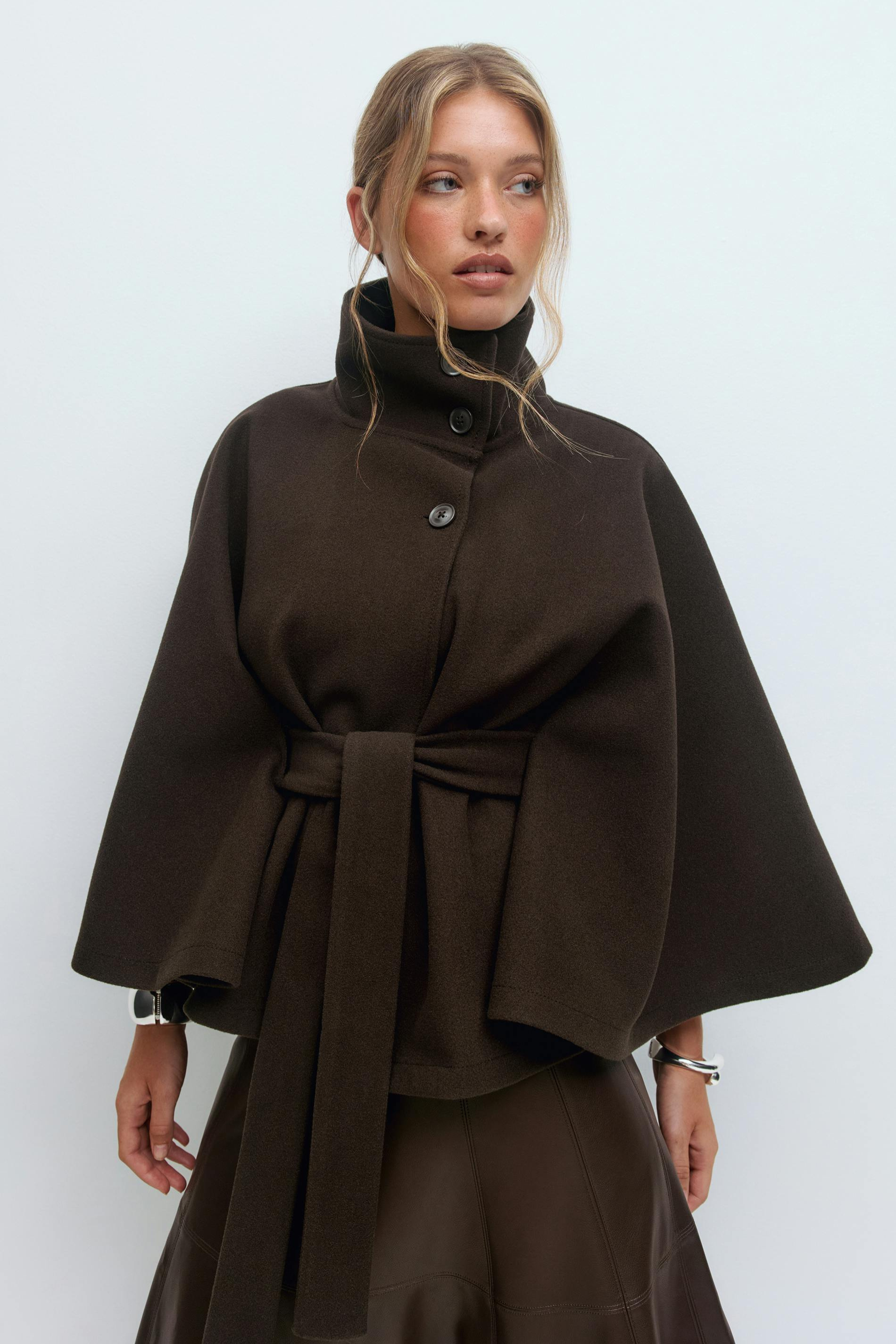 DressCode | Belt Cape Jacket