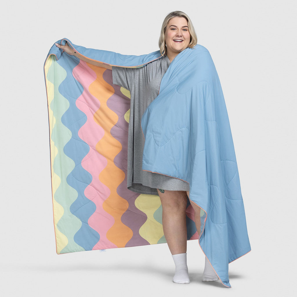 Lilac Pastel Wave Cooling Blanket