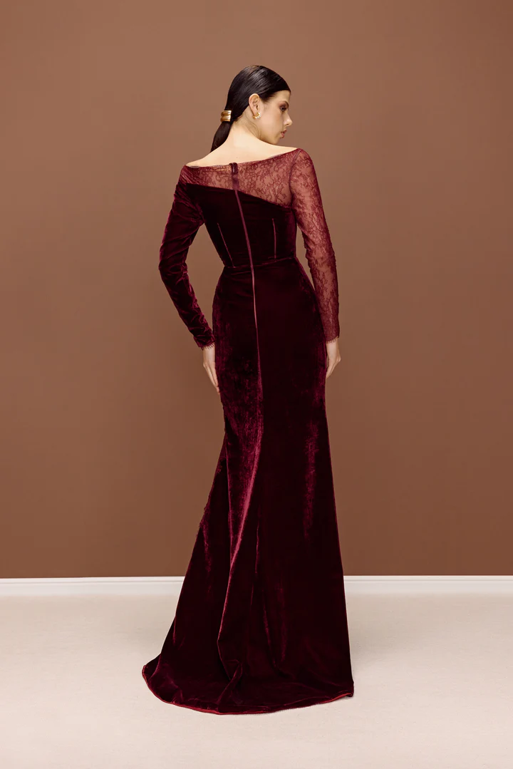 Dgy Elegance Lace Slit Maxi Dress