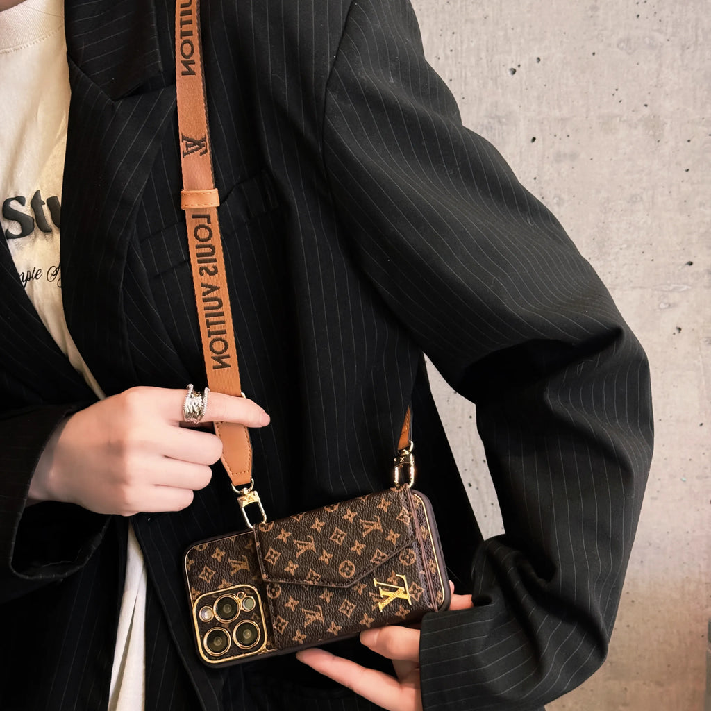 Premium Leather iPhone Case: Integrated Wallet & Detachable Strap