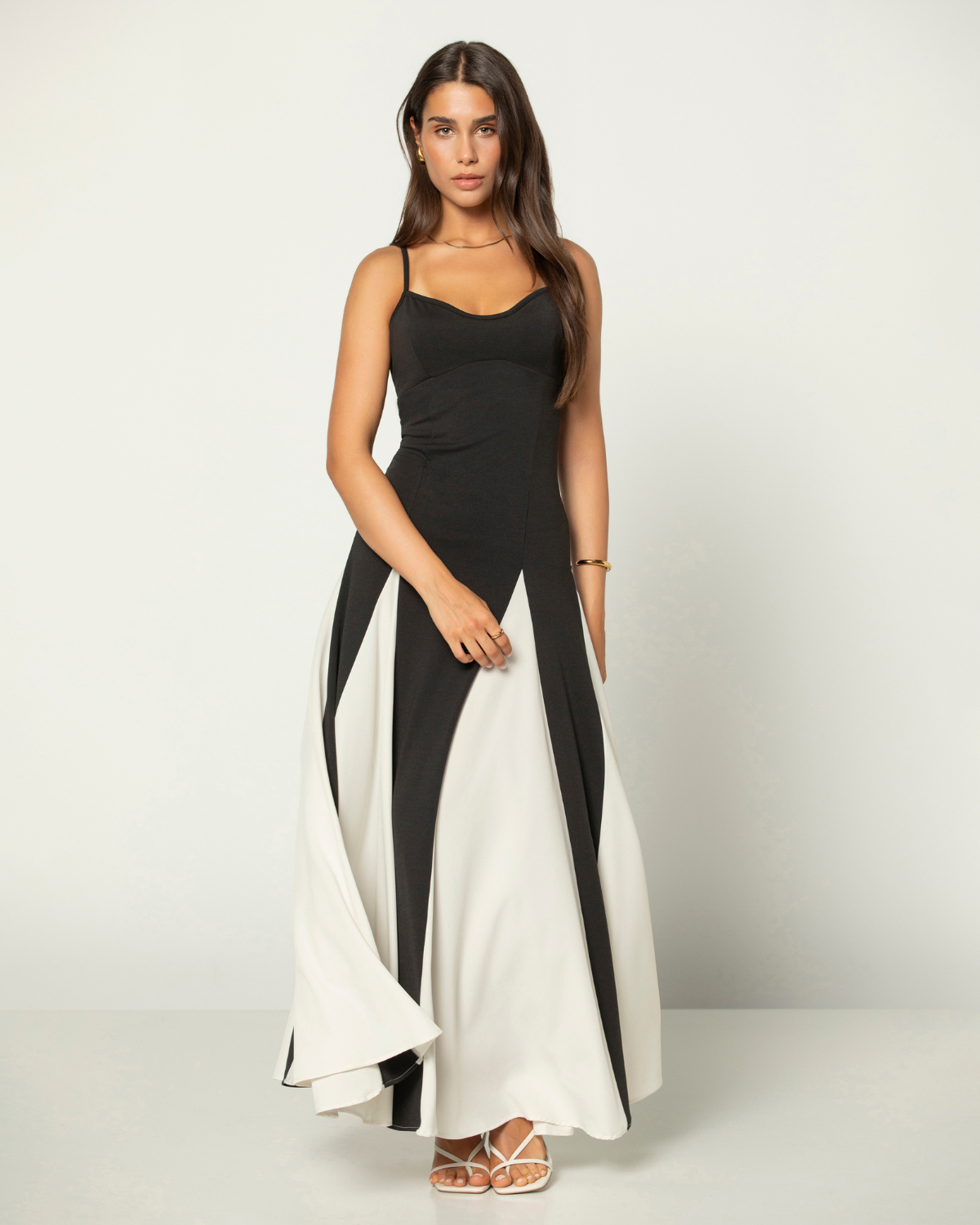 Porto Fino Dress – Timeless elegance in a flowing silhouette