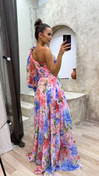 Mckenna | Stunning Flowing Gown