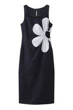 Ophelia Floral Cut-Out Midi Dress – Bold Summer Elegance