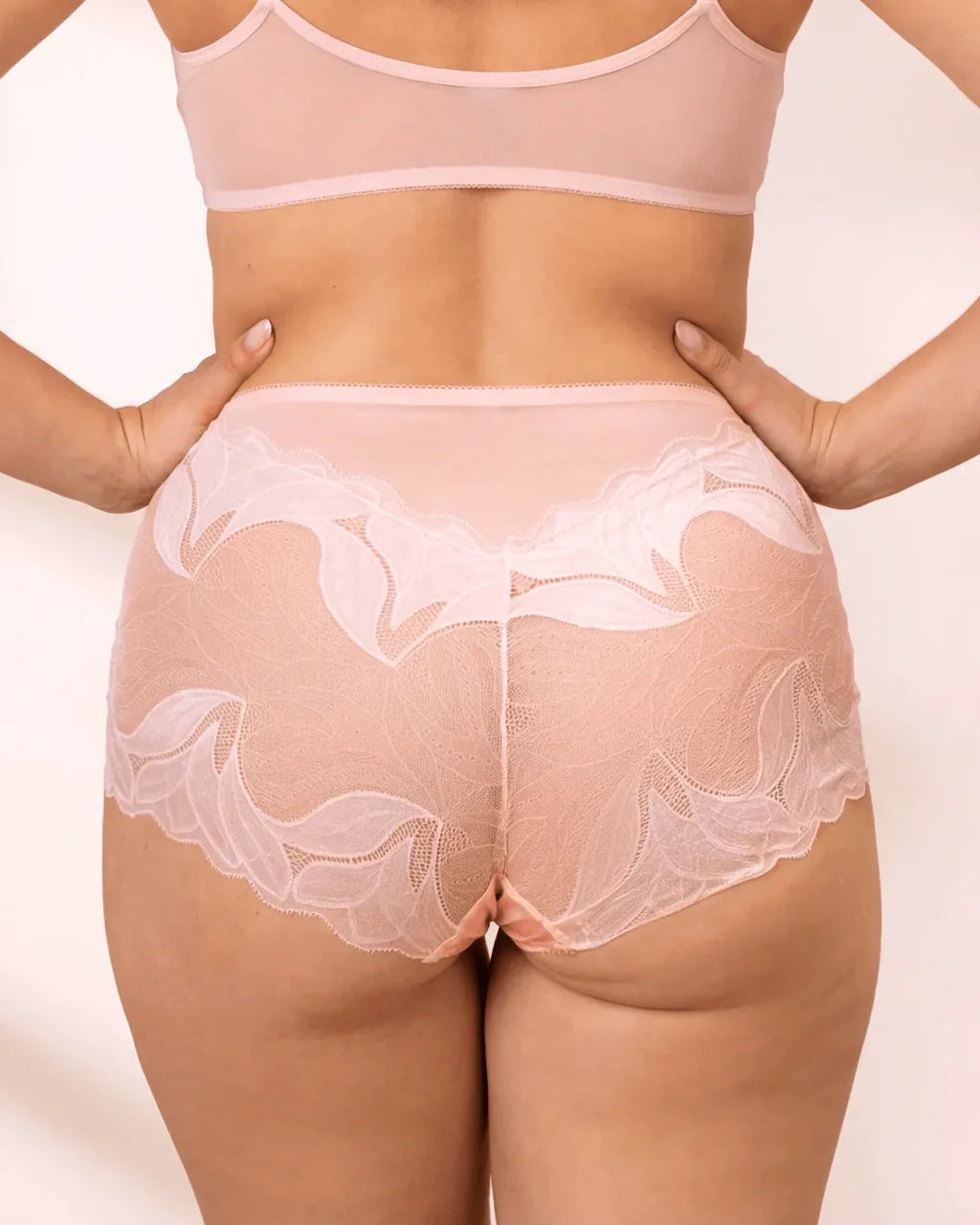 Italian panties - Isabella (The thong effect… without the uncomfortable string)