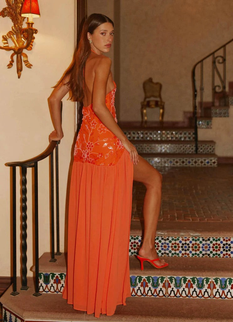Isla Belle – Elegant Halter Split Dress