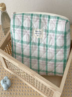 Diamond Grid Texture Makeup Bag