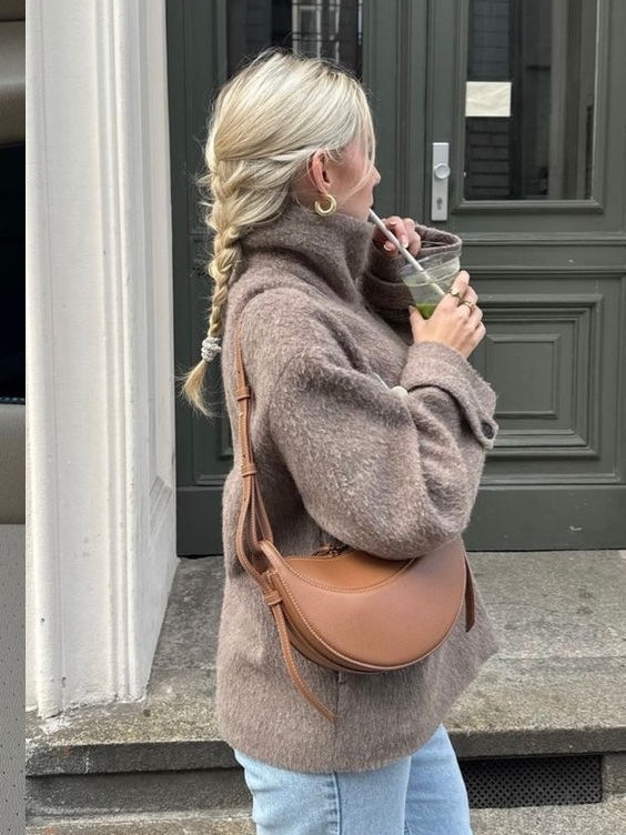 Clarette™ Bag – Half-Moon Elegance with Everyday Versatility