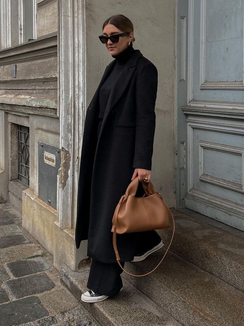 Selene™ Bag – Structured Elegance with Modern Versatility