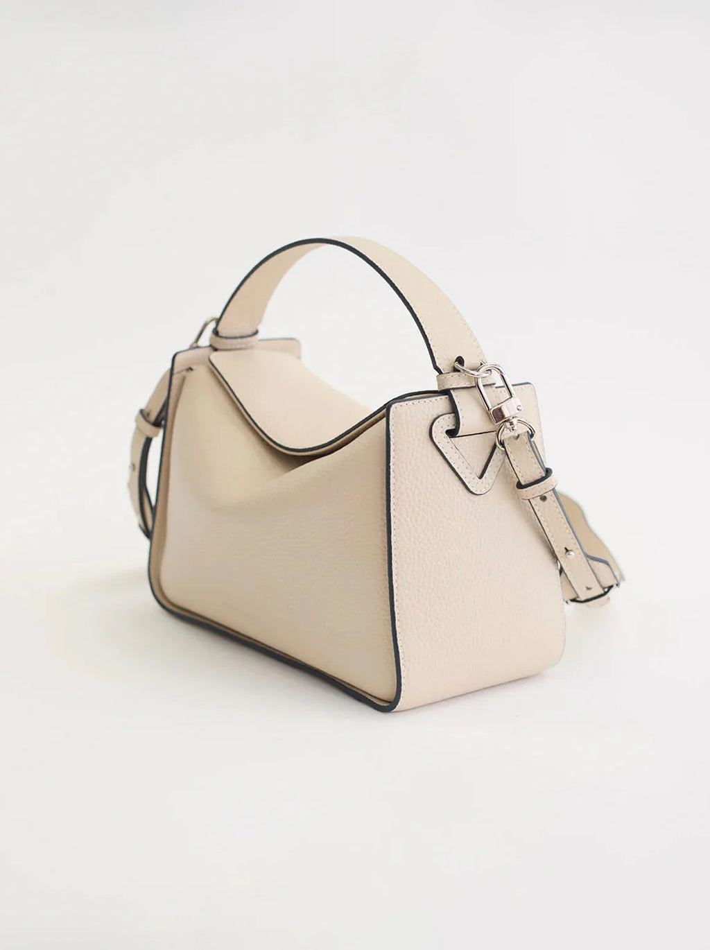 Solene™ Mare Bag – Softly Structured, Effortlessly Refined
