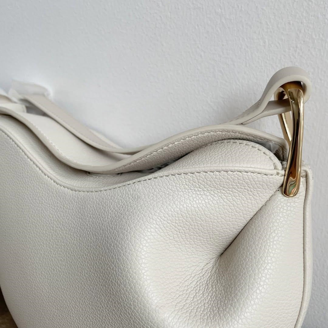Toscana™ Bag – Minimalist Design with Everyday Versatility