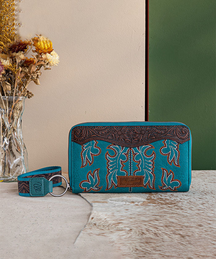 Wrangler Boot Stitch Bifold Wallet