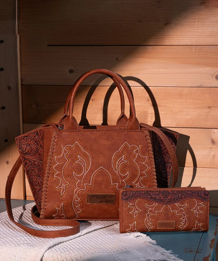 Wrangler Embroidered Boot Scroll Tote Bag Collection