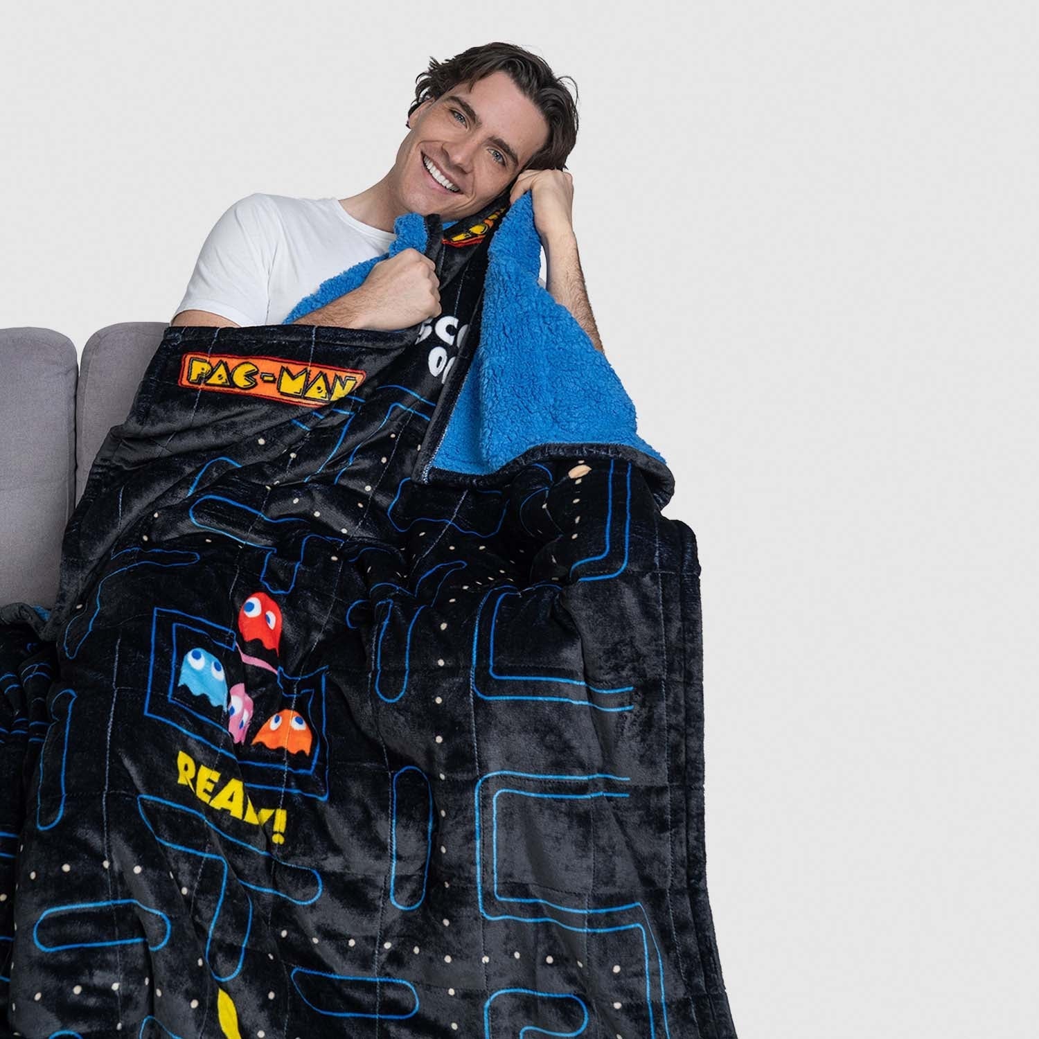 PAC-MAN Sherpa Blanket