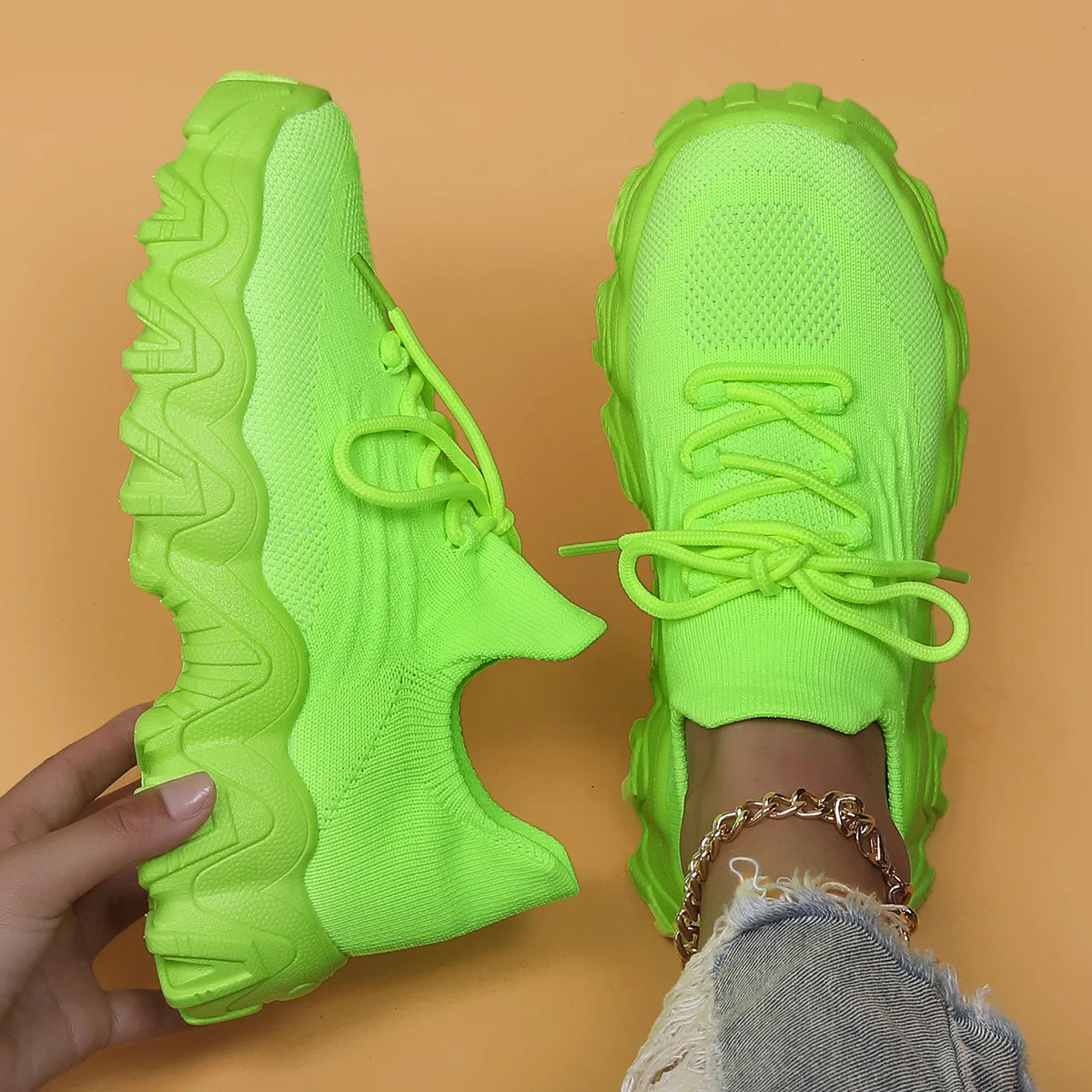 StrideFlex™ Sneakers – Women’s Stylish Mesh Trainers for Daily Comfort