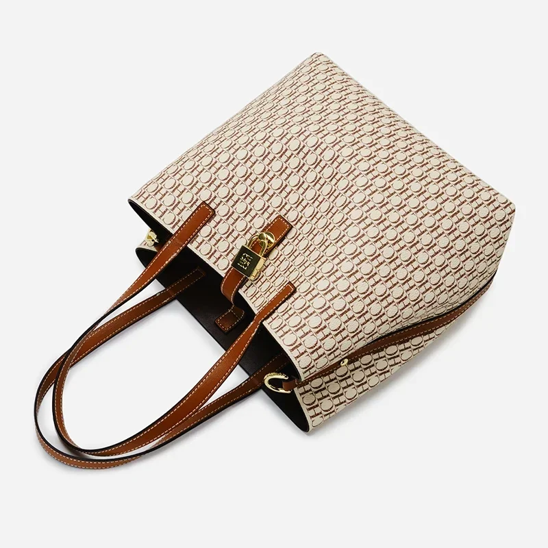 CH Premium Bag – Classic Style with Luxury
